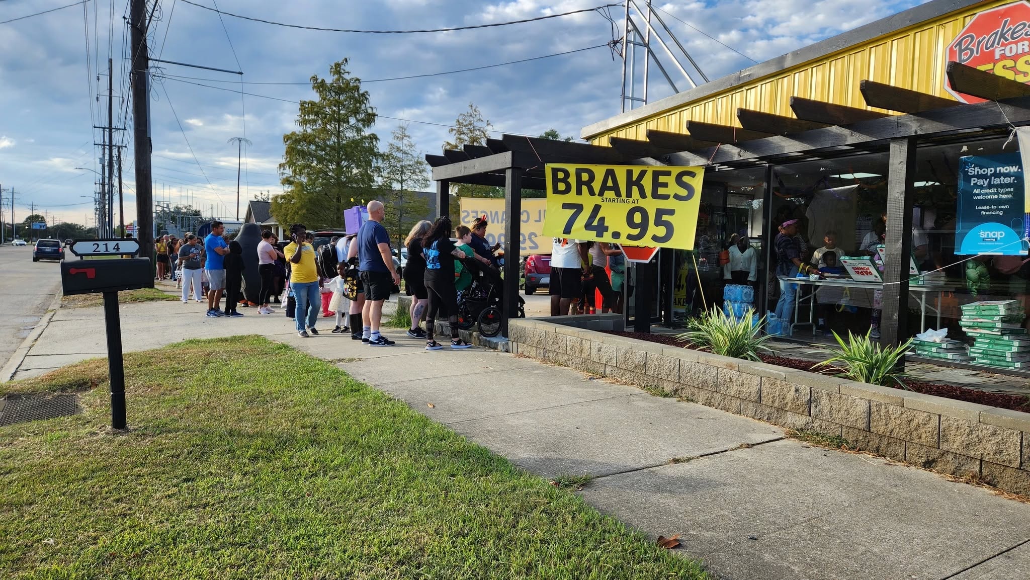 Trunk or Treat community event at BFL Stop & Go Car Care Guilbeau Road — Lafayette, Louisiana, October 2025